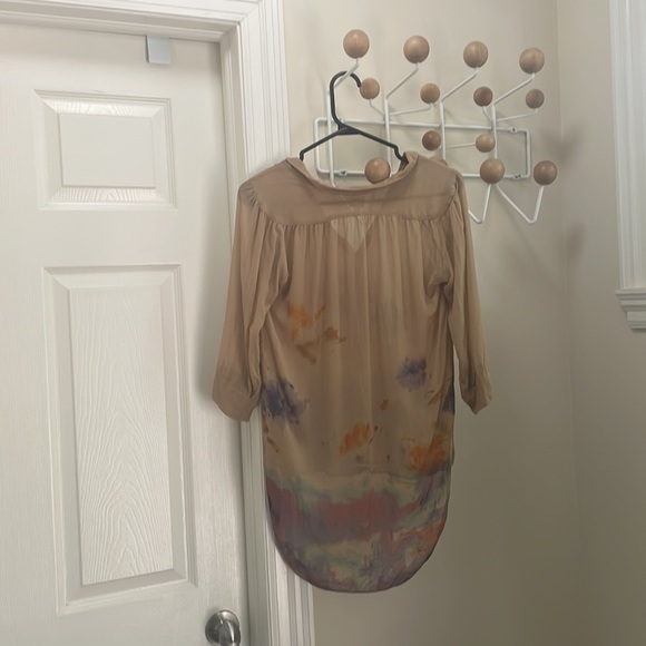 Aritzia - Wilfred - Flowy 100% Silk Top - 3/4 Sleeves - Tan - XXSmall - Picture 7 of 7